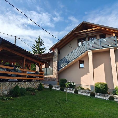 Apartment Sara Раковица Екстер'єр фото