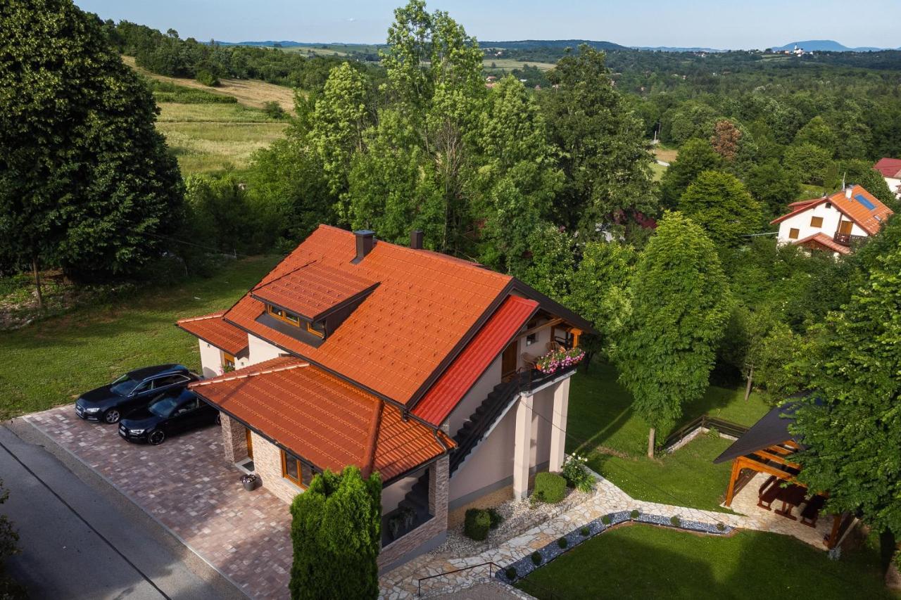 Apartment Sara Раковица Екстер'єр фото