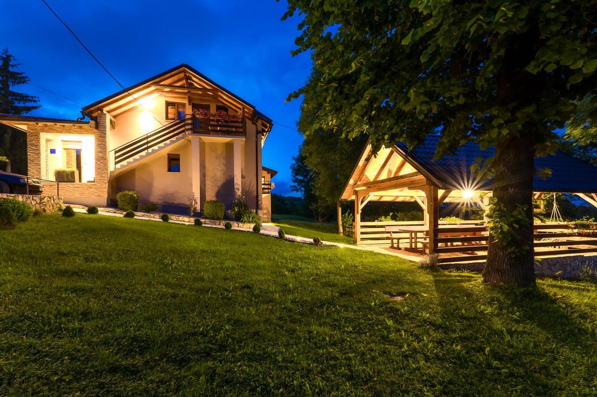 Apartment Sara Раковица Екстер'єр фото
