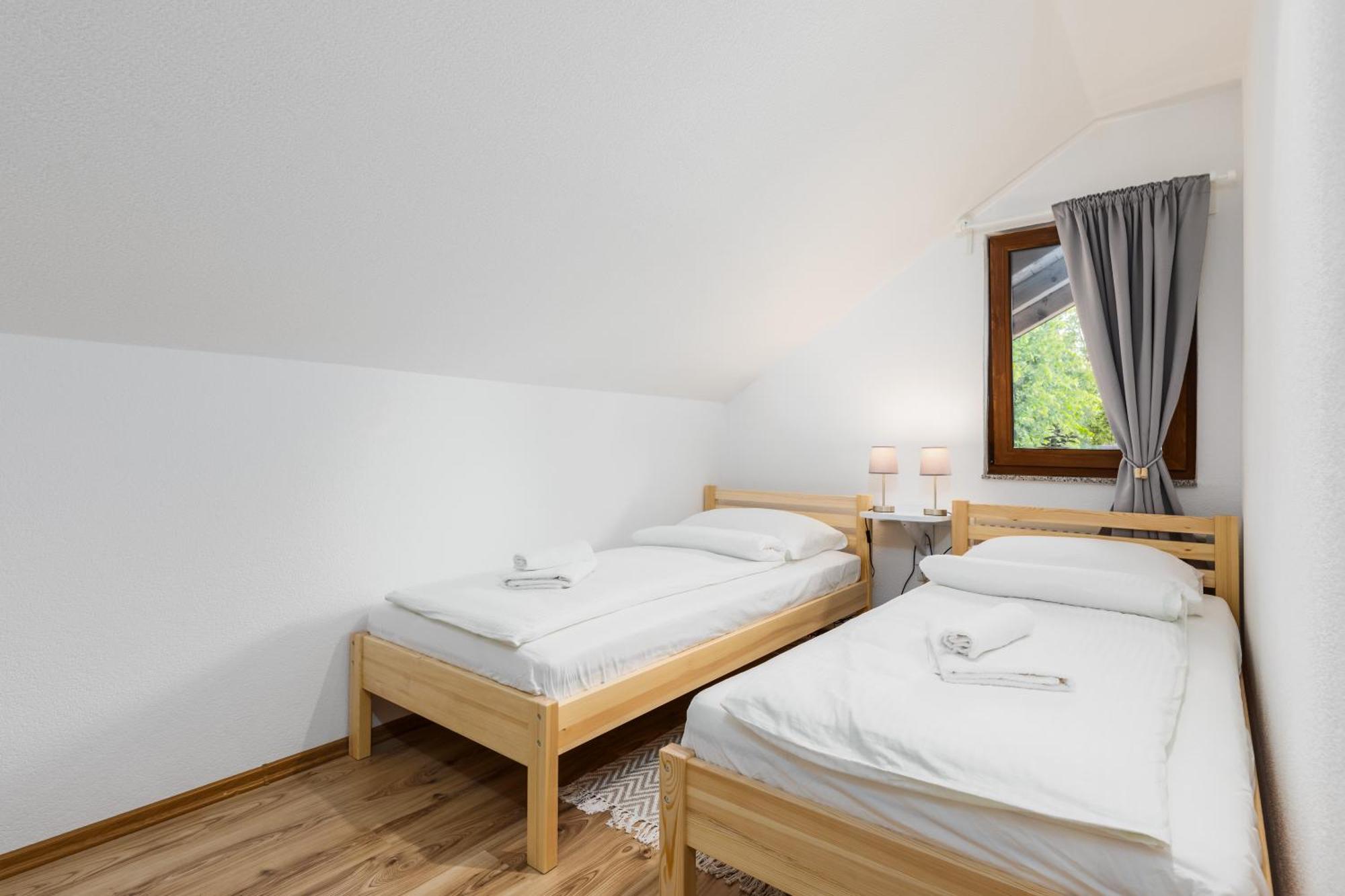 Apartment Sara Раковица Екстер'єр фото